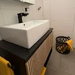 Urban Retreat Center Апартаменты