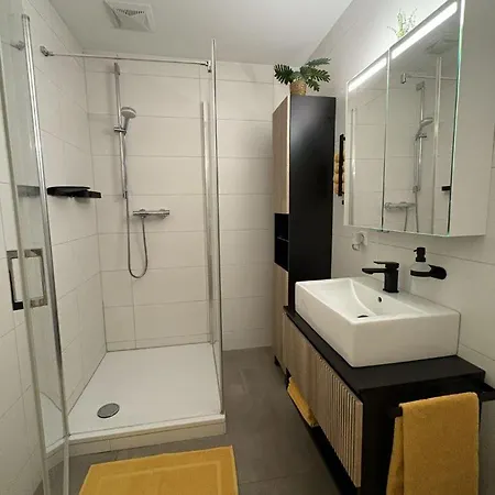 Urban Retreat Center Apartment Linz