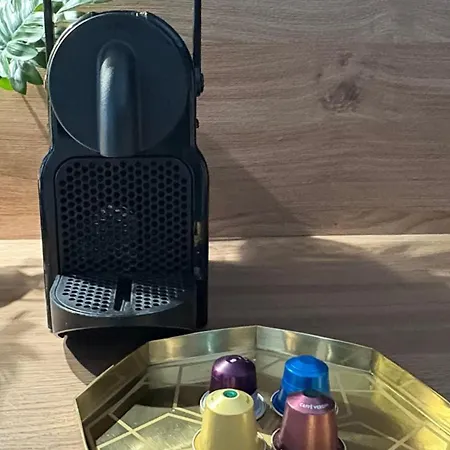 Apartamento Urban Retreat Center *