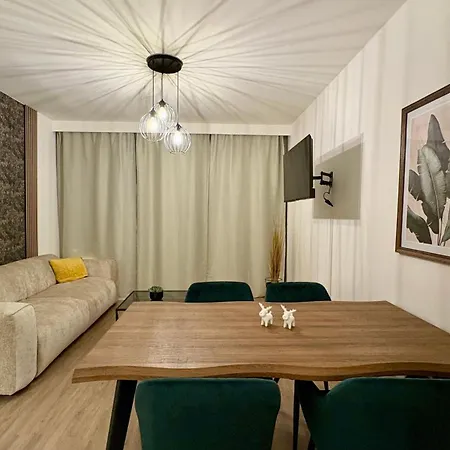 Apartamento Urban Retreat Center *